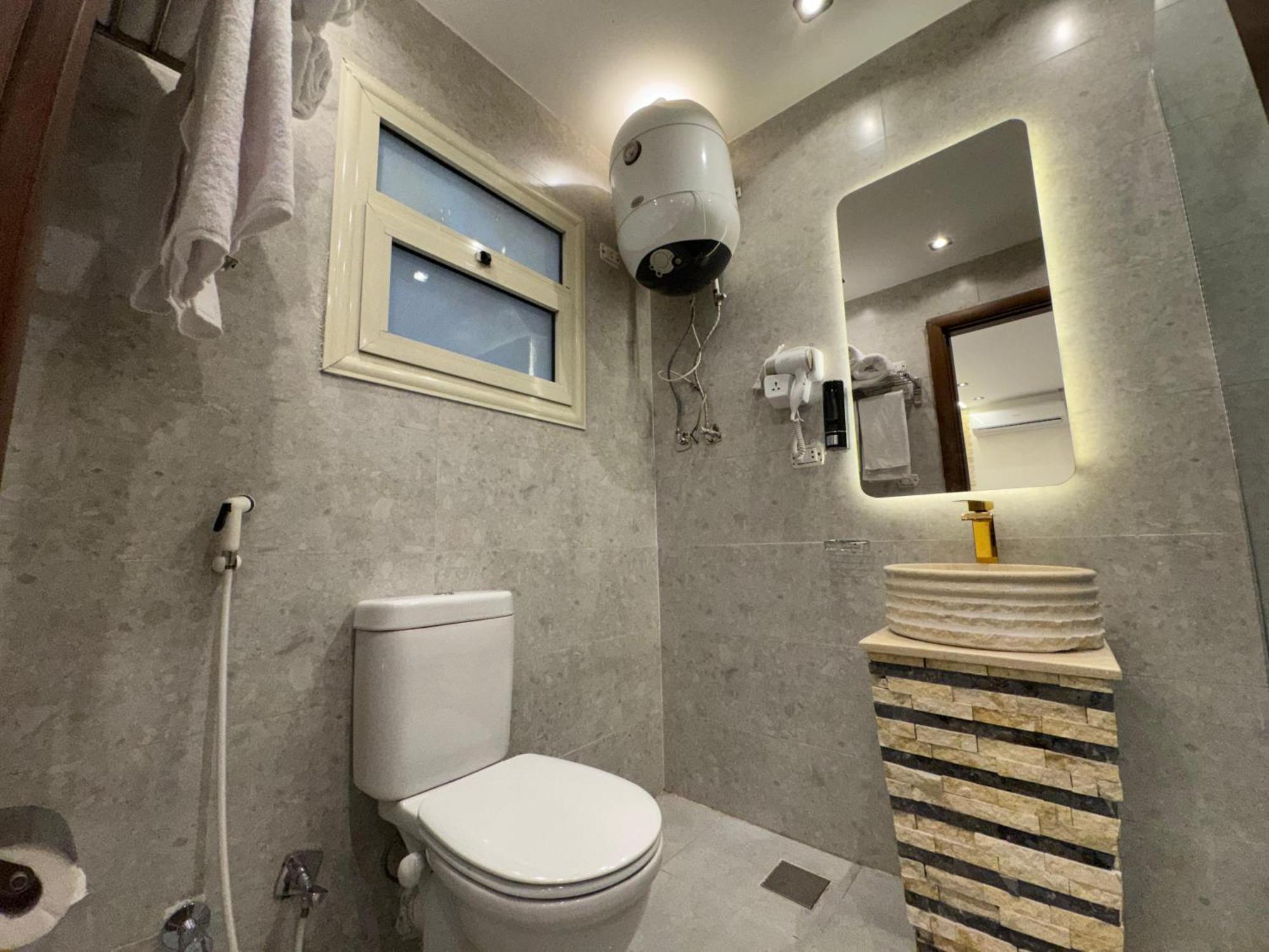 New White Pyramids Inn Ghatati Экстерьер фото