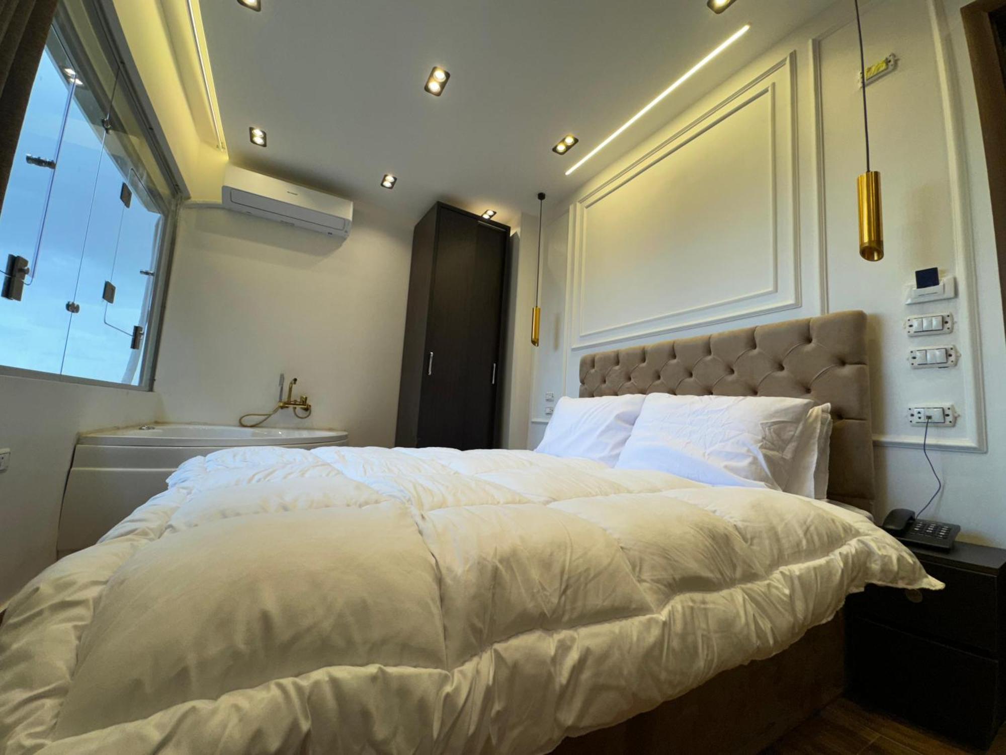 New White Pyramids Inn Ghatati Экстерьер фото