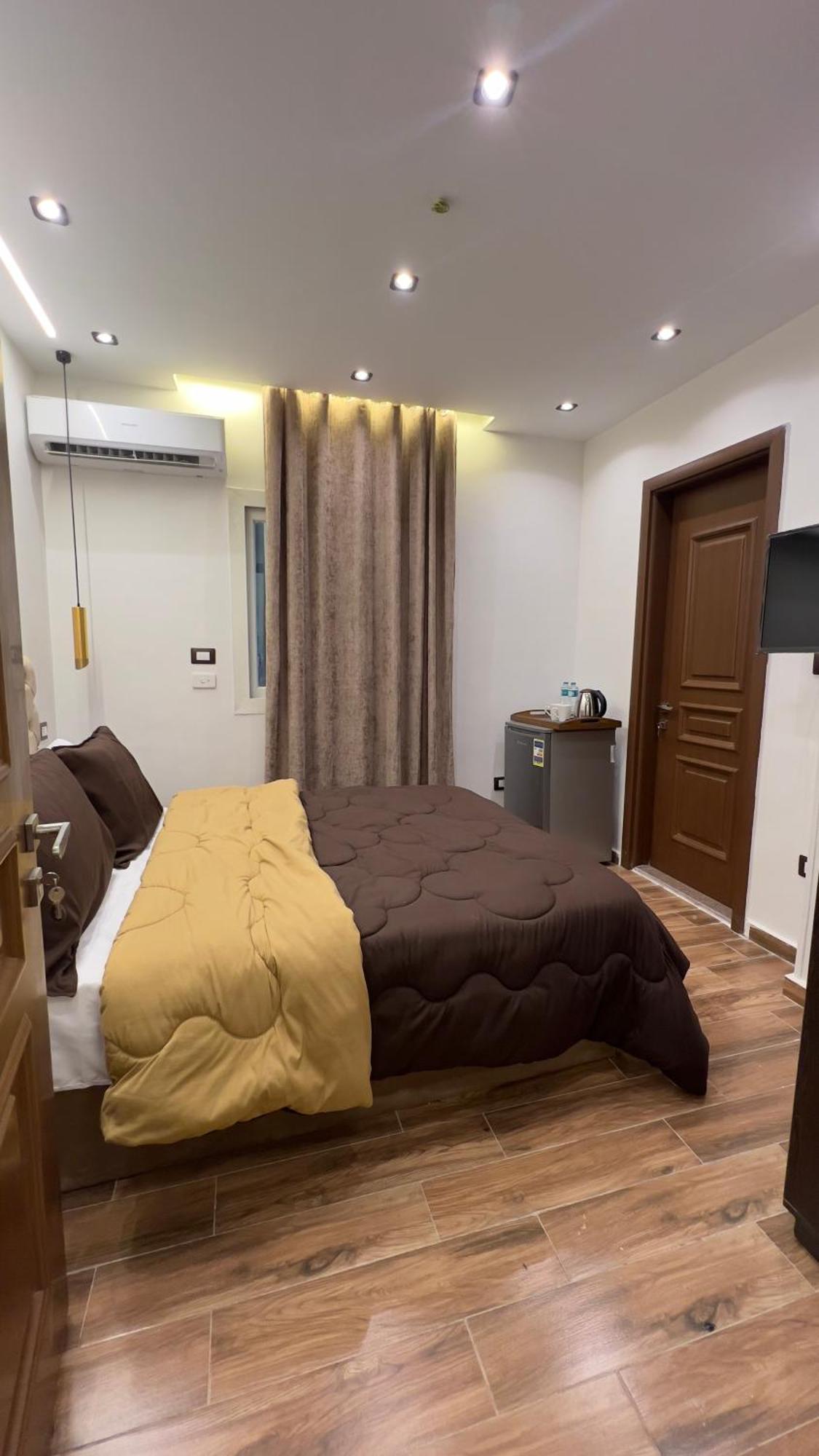 New White Pyramids Inn Ghatati Экстерьер фото